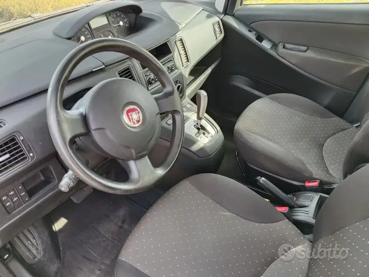 Fiat Idea 2011 photo 3