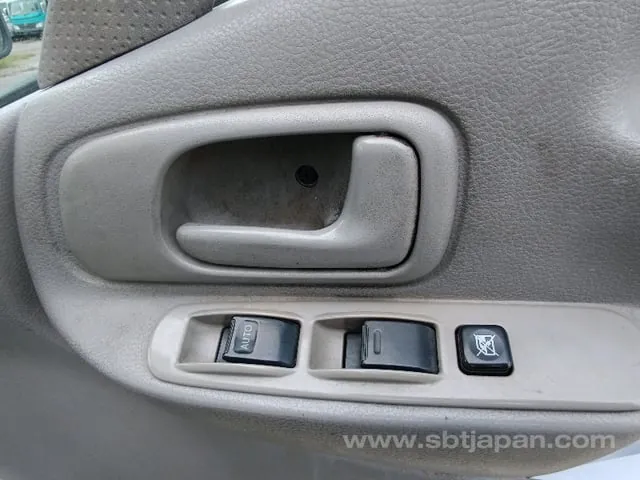 Toyota Ge-Rzy230 2003 photo 5