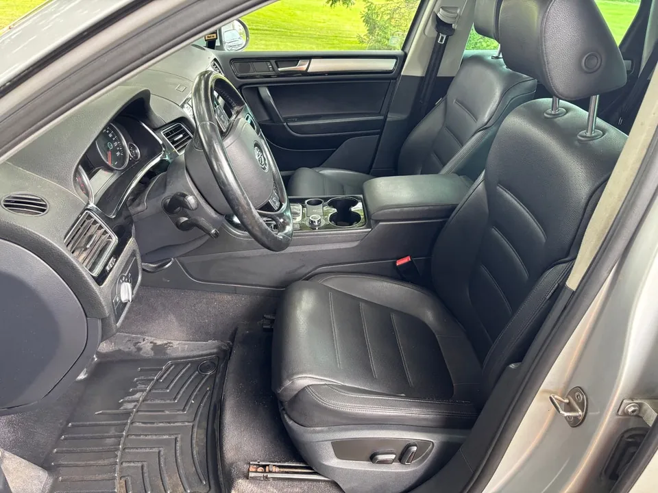 Volkswagen Touareg 2011 photo 5