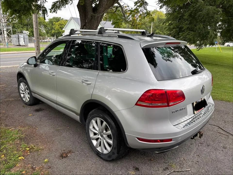 Volkswagen Touareg 2011 photo 3