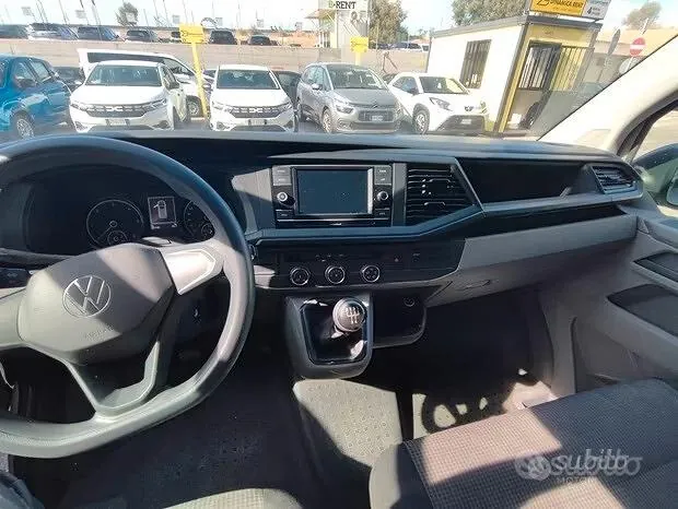 Volkswagen Transporter 2023 photo 2