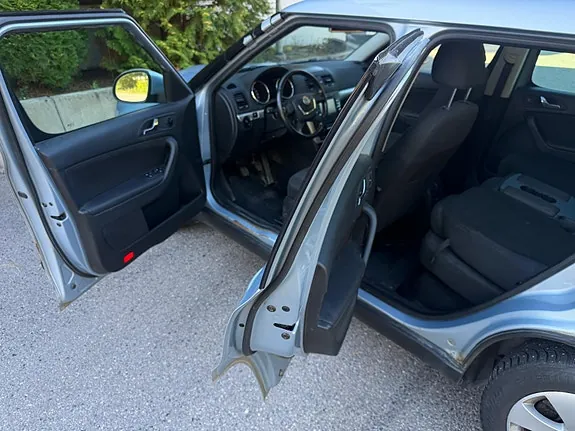 Skoda Yeti 2010 photo 4