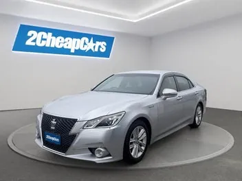 Toyota Crown 2013 photo 2