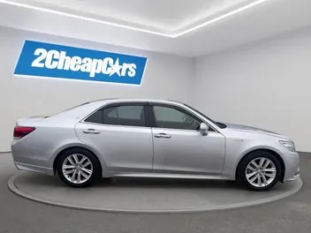 Toyota Crown 2013 photo 5