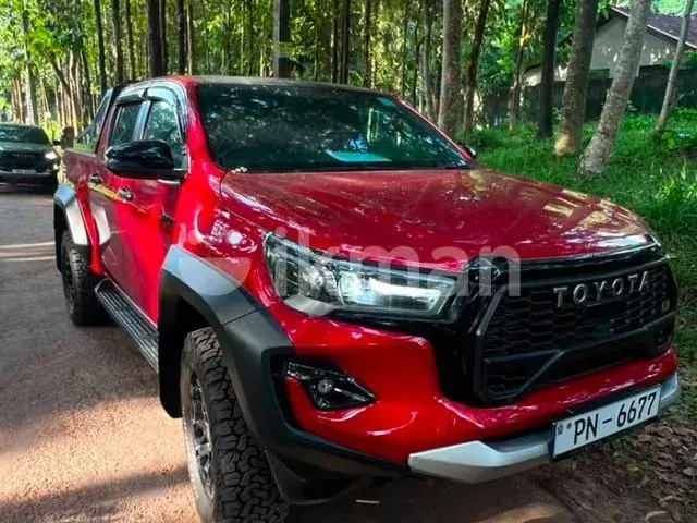 Toyota Hilux 2022 photo 4