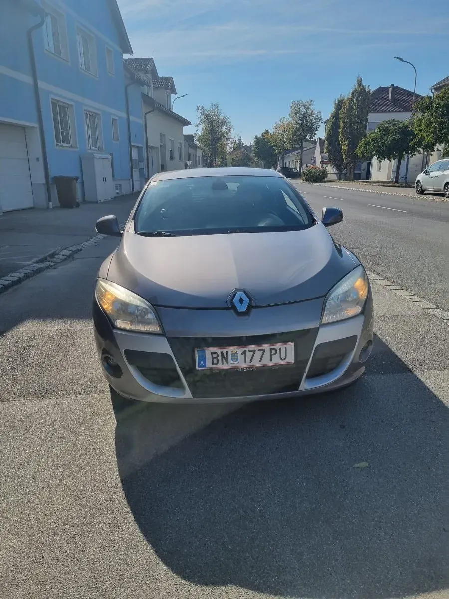 Renault Megane 2010 photo 3