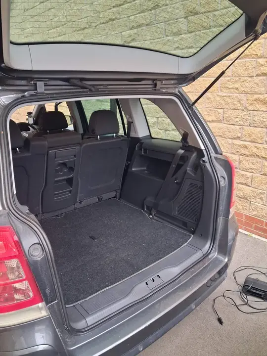 Vauxhall Zafira 2012 photo 5