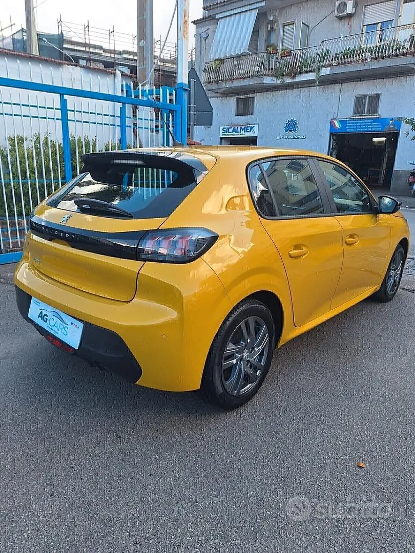 Peugeot 208 2022 photo 5