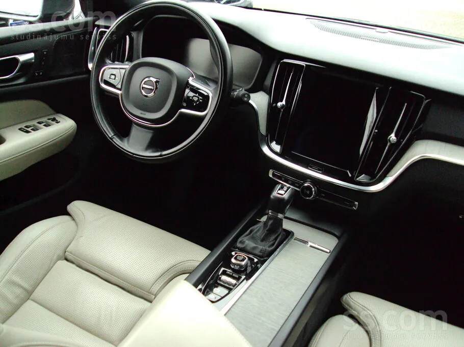 Volvo V60 2020 photo 4
