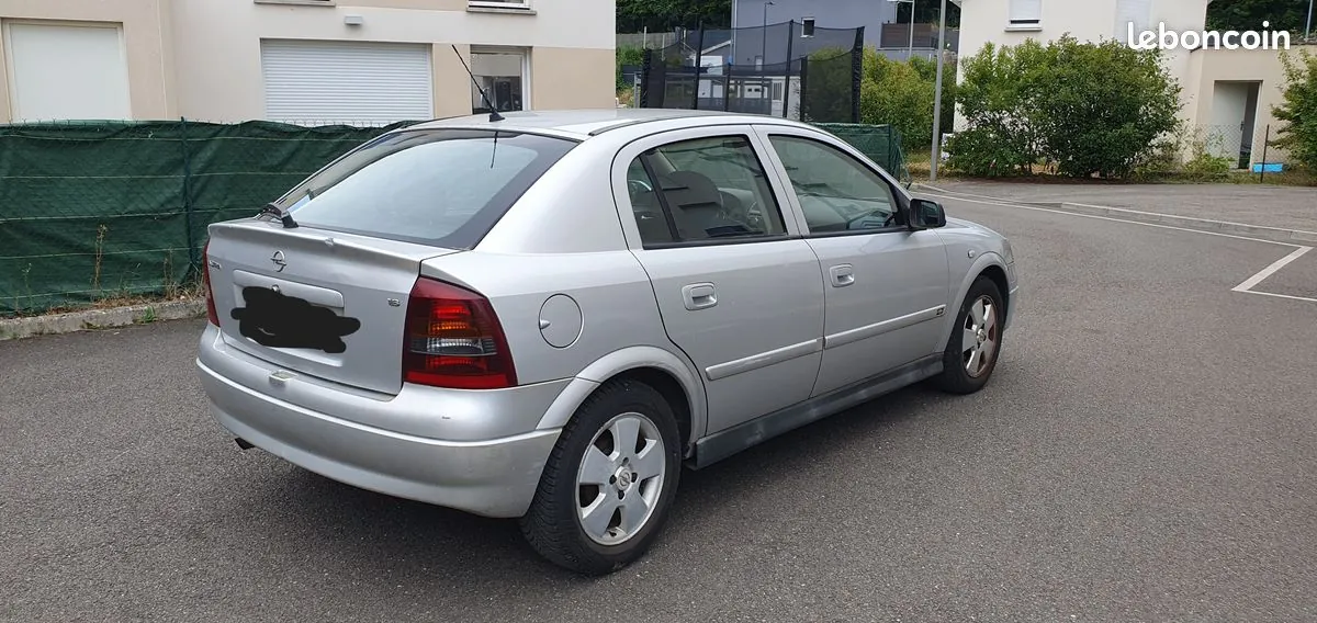 Opel Astra 2003 photo 2