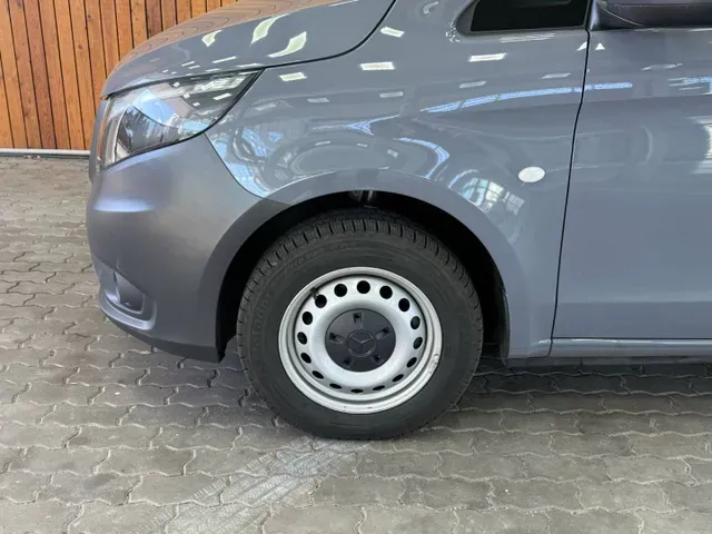 Mercedes-Benz Vito Mixto