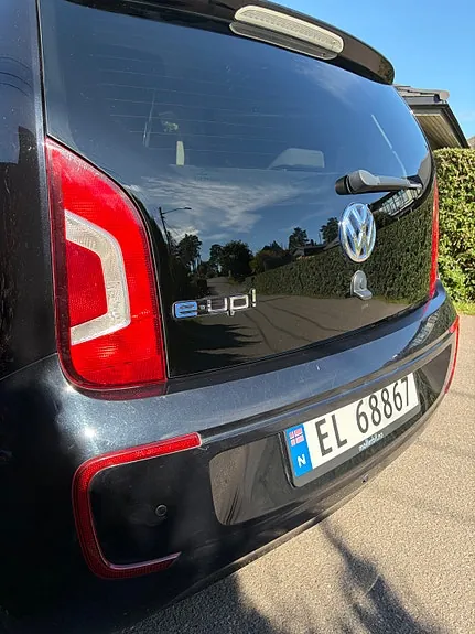Volkswagen E-Up! 2015 photo 4