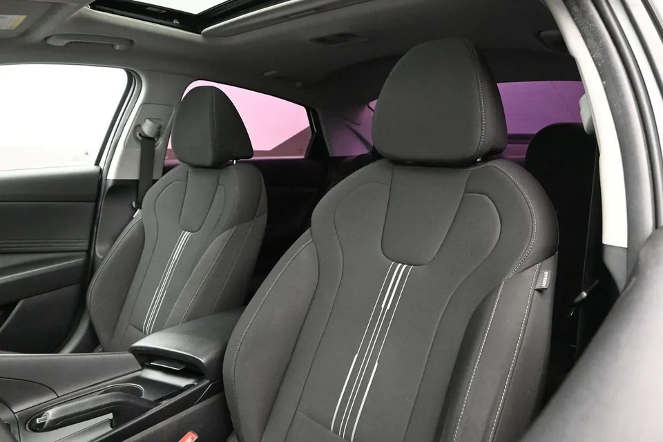 Hyundai Elantra 2022 photo 4