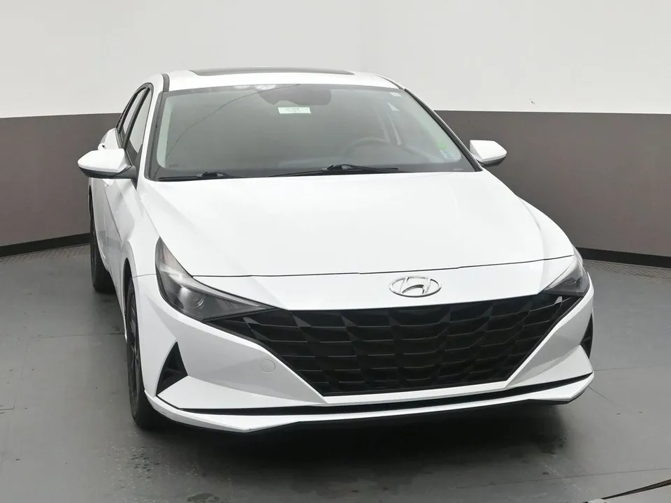 Hyundai Elantra 2022 photo 2