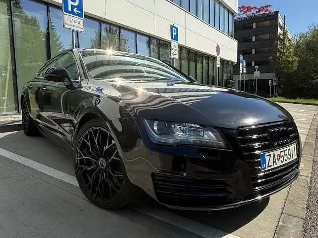 Audi A7 2010 photo 2