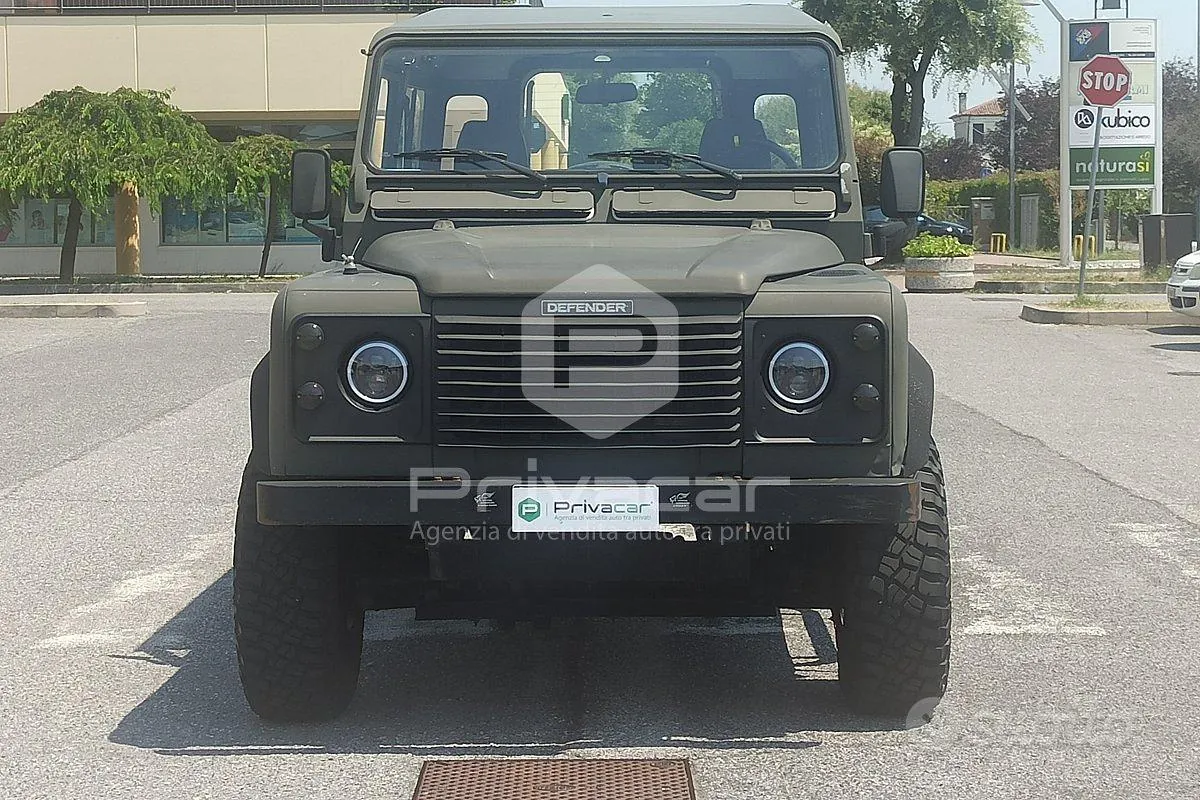 Land Rover Defender 1997 photo 2