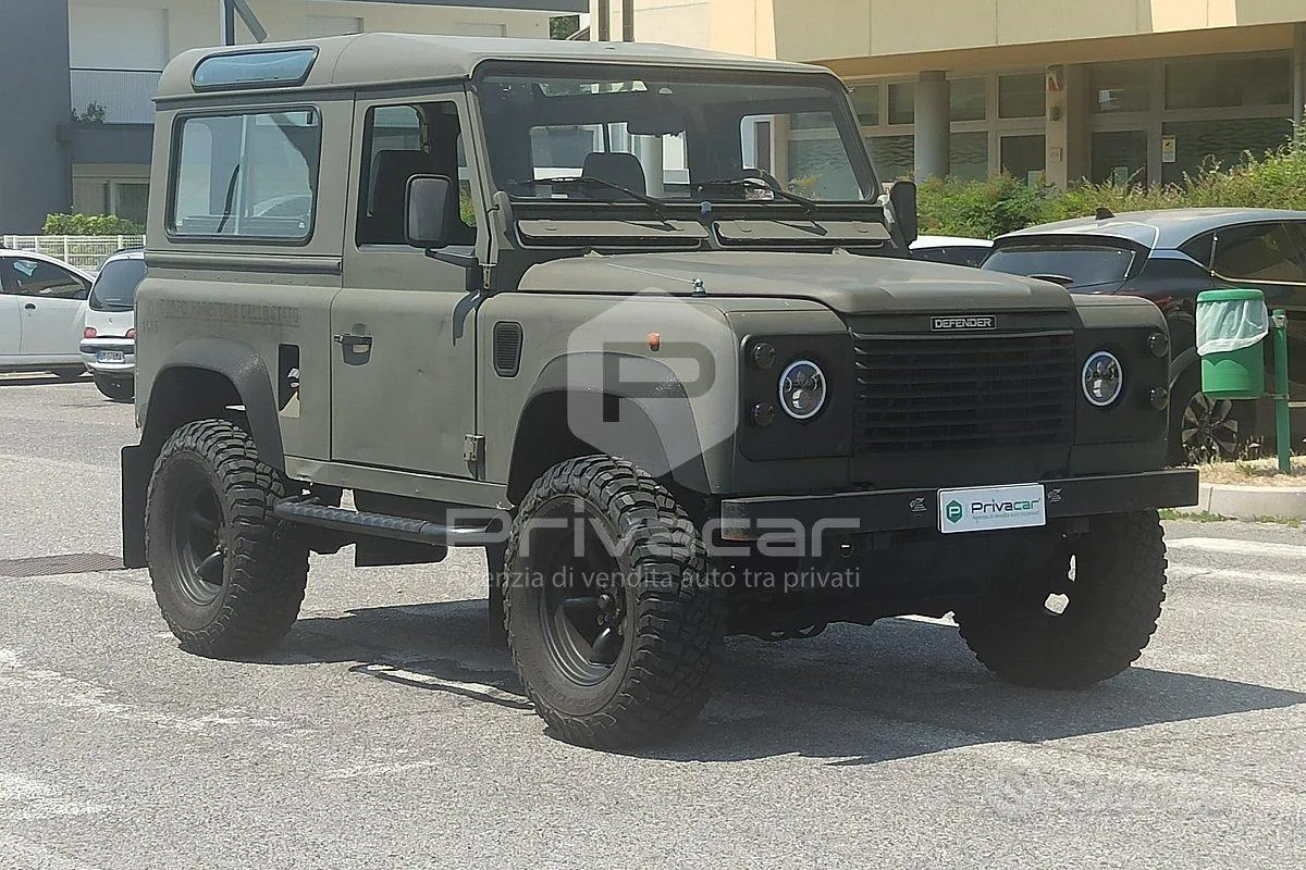 Land Rover Defender 1997 photo 3