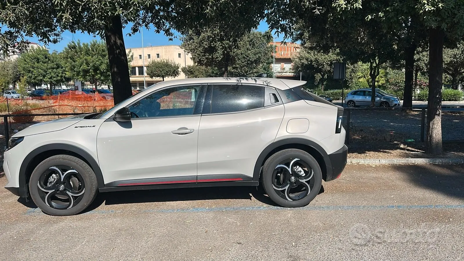Alfa Romeo Junior 2025 photo 3