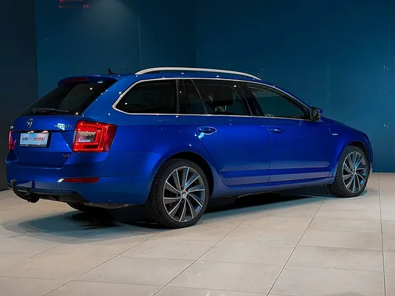 Skoda Octavia 2015 photo 2