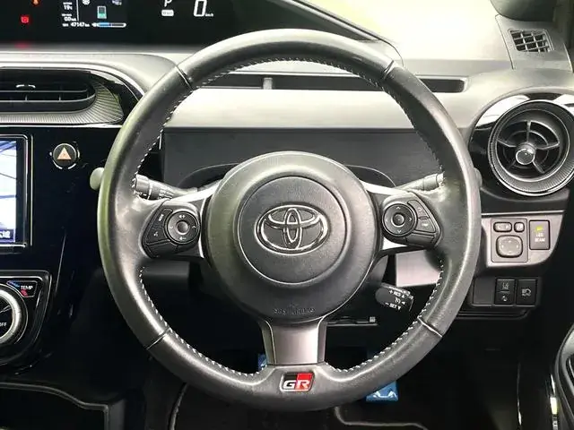 Toyota Aqua 2018 photo 4