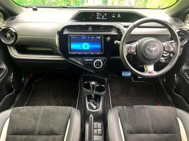 Toyota Aqua 2018 photo 5