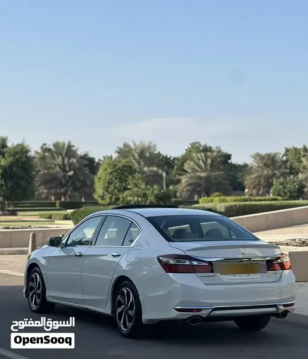 Honda Accord 2017 photo 3