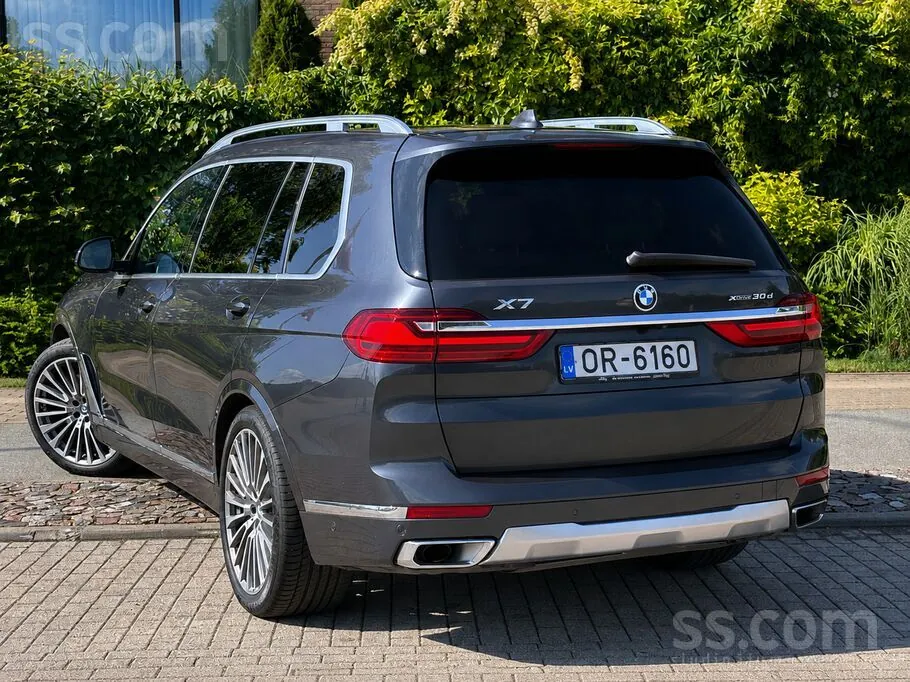 BMW X7 2020 photo 2