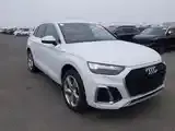 Audi Q5 2022 photo 3