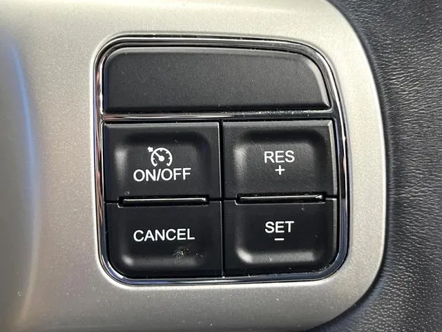 Chrysler Grand Cherokee 2017 photo 4