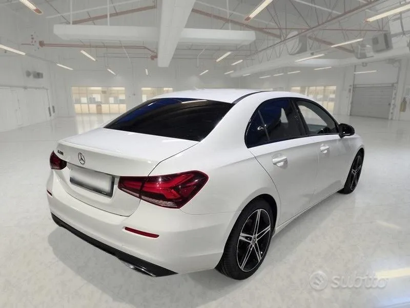 Mercedes-Benz A 200 2019 photo 4