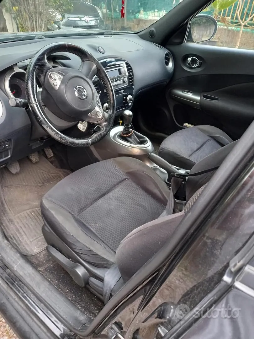 Nissan Juke 2011 photo 4