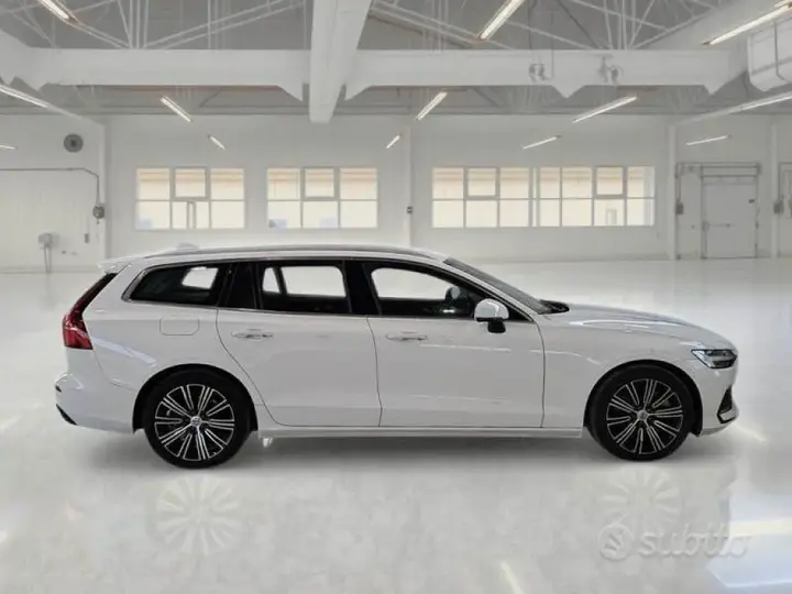 Volvo V60 2021 photo 3
