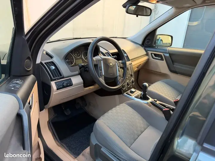 Land Rover Freelander 2007 photo 3