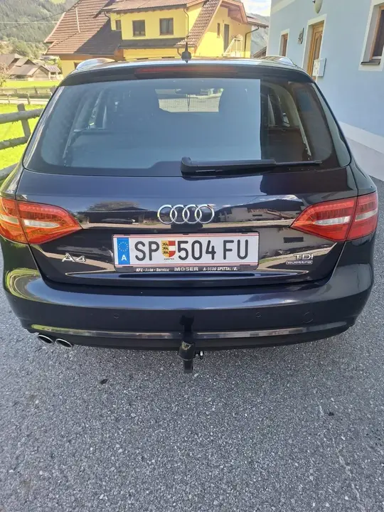 Audi A4 2015 photo 2