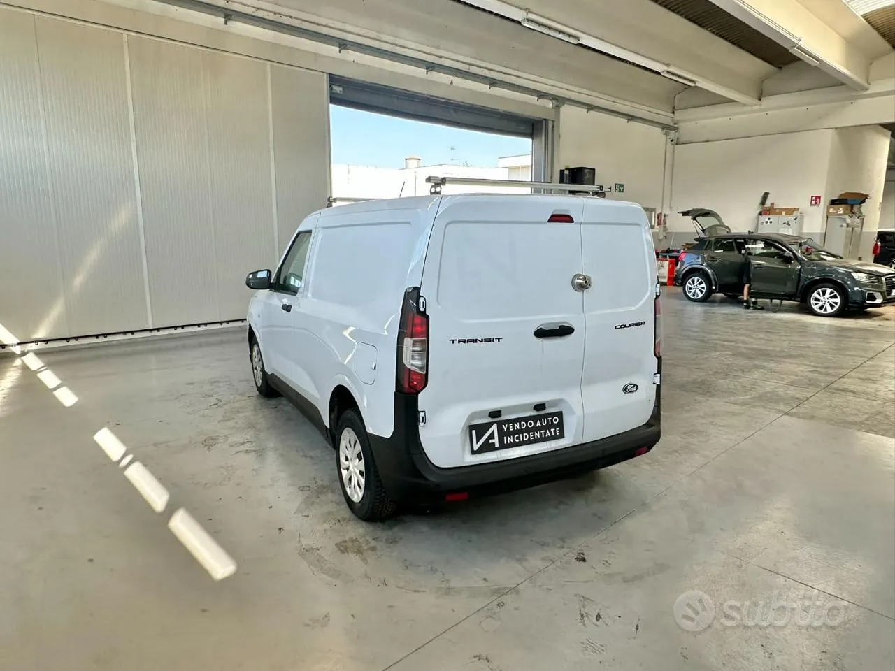 Ford Transit Courier 2025 photo 5