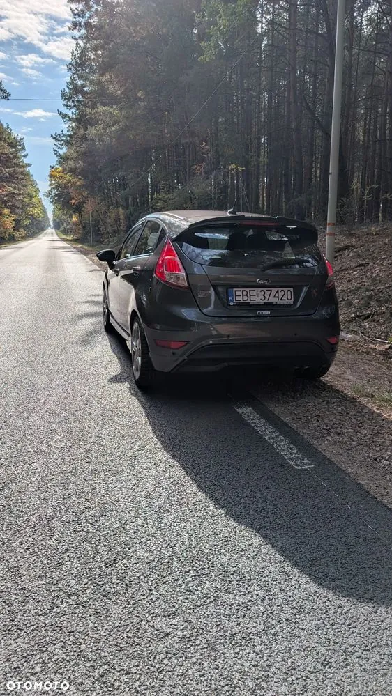 Ford Fiesta 2017 photo 4