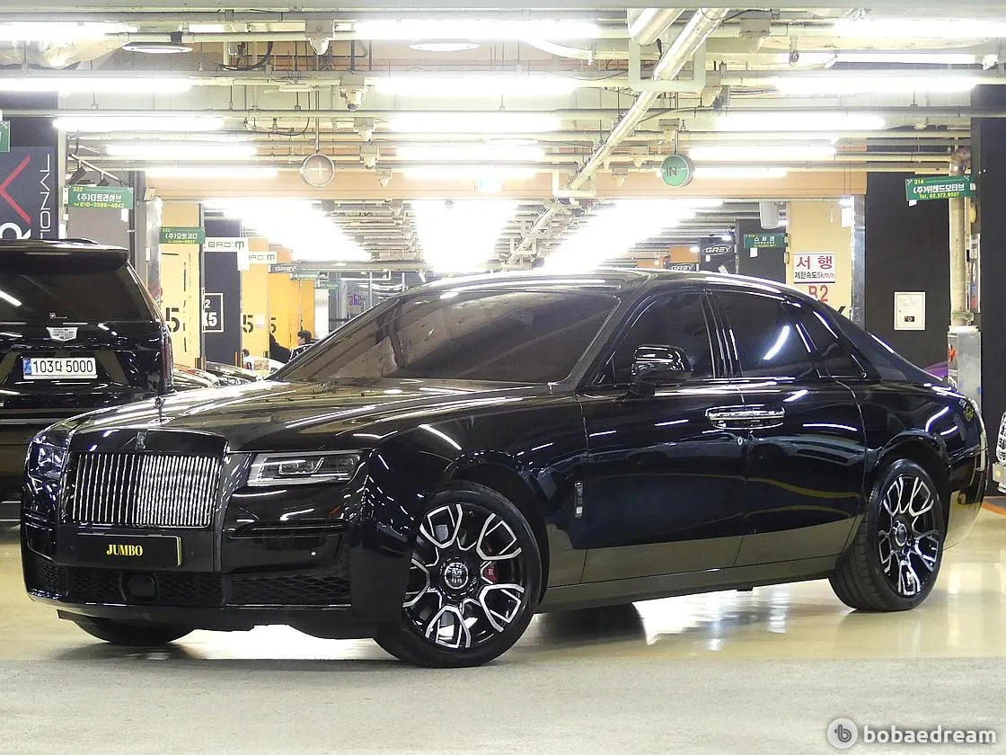 Rolls-Royce Ghost 2022 photo 2