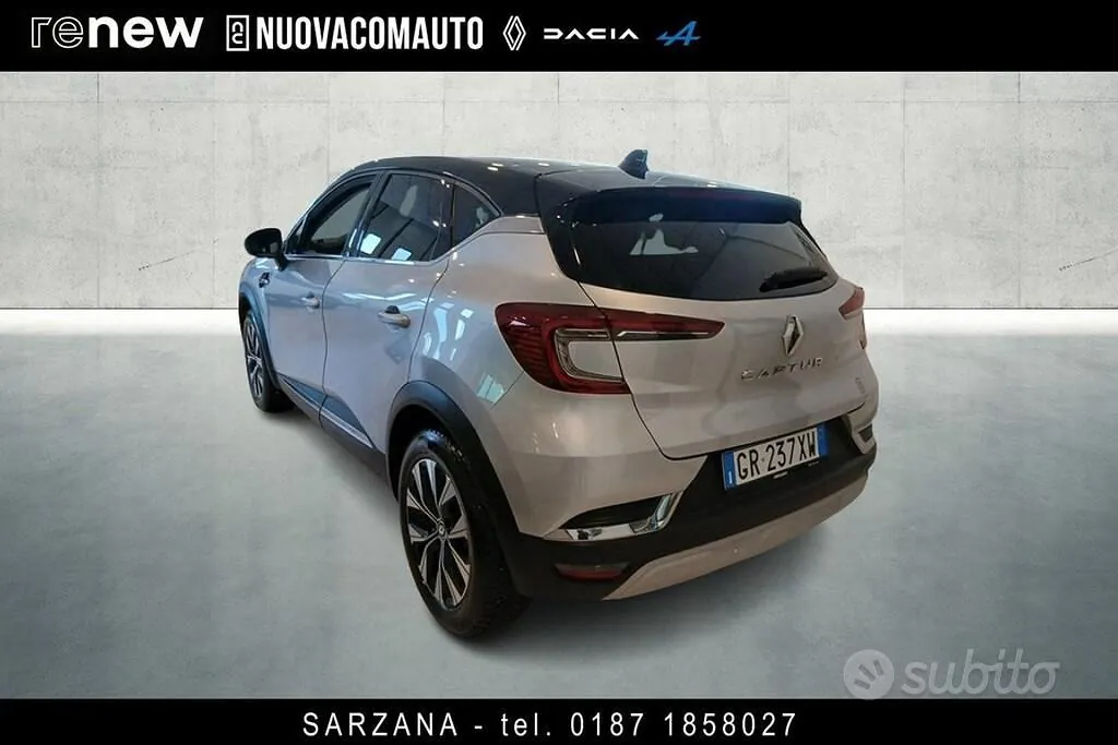 Renault Captur 2023 photo 3