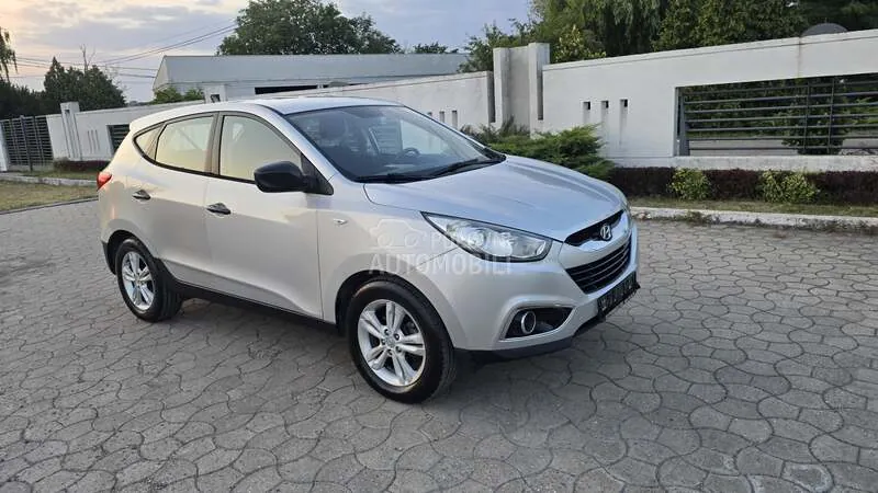 Hyundai Ix35 2011 photo 4