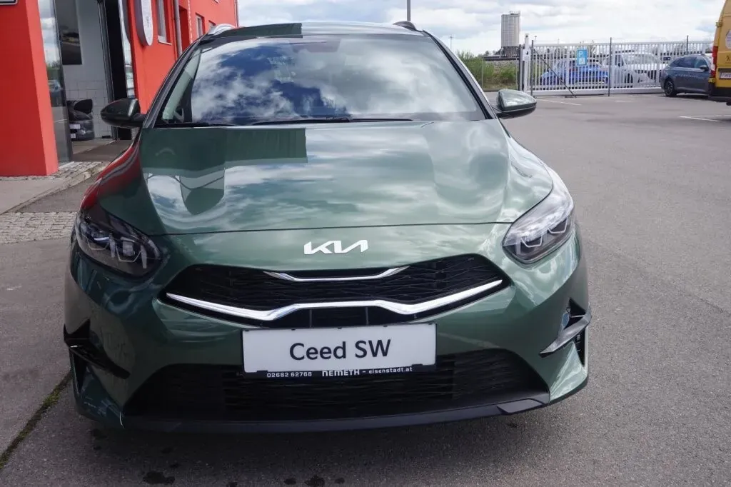 Kia Ceed 2024 photo 2