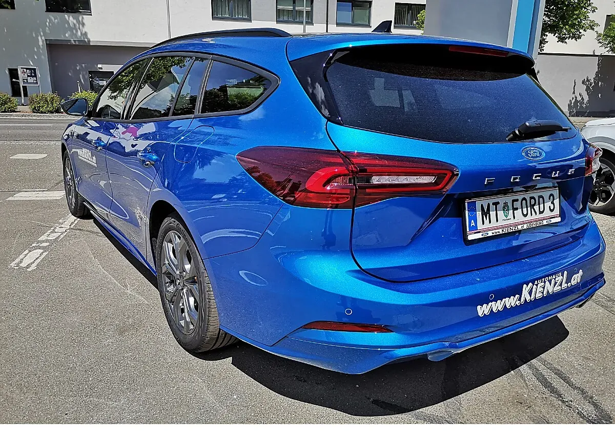 Ford Focus 2026 photo 2