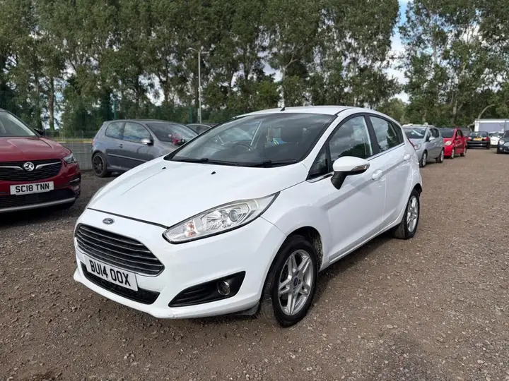 Ford Fiesta 2014 photo 5