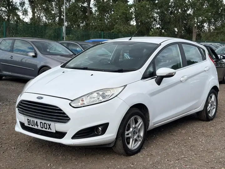 Ford Fiesta 2014 photo 4