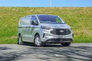 Ford Transit 2025 photo 2