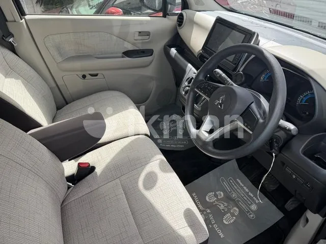 Mitsubishi Ek Wagon 2025 photo 3