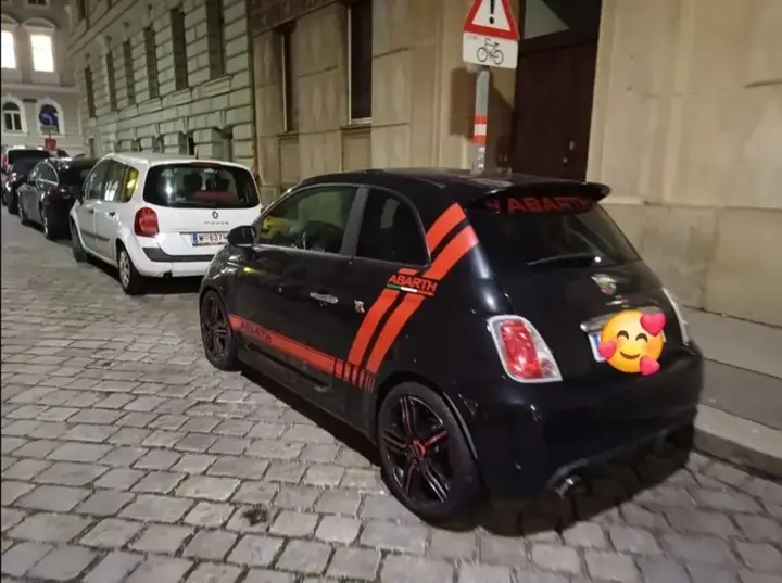 Fiat 500 Abarth 2009 photo 2
