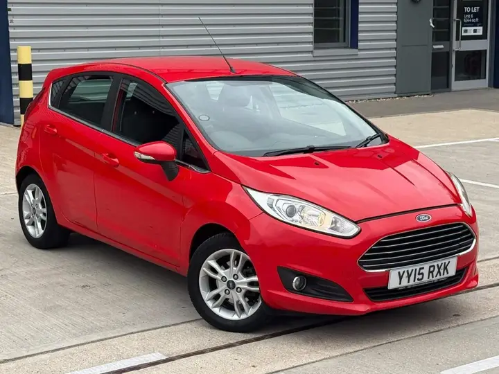 Ford Fiesta 2015 photo 3