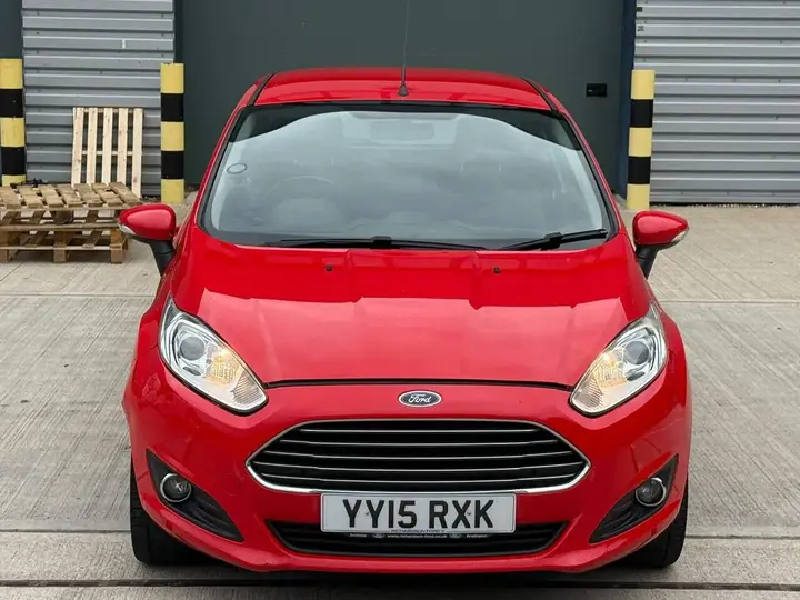 Ford Fiesta 2015 photo 4