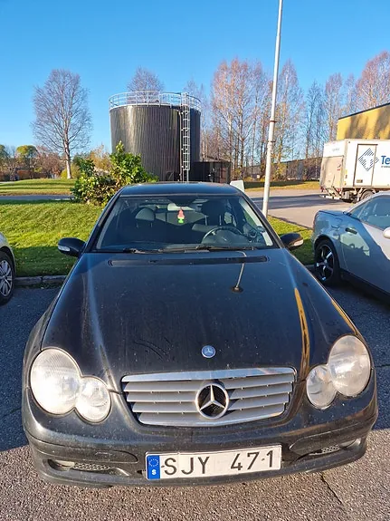 Mercedes-Benz C220