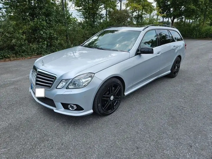 Mercedes-Benz E 500